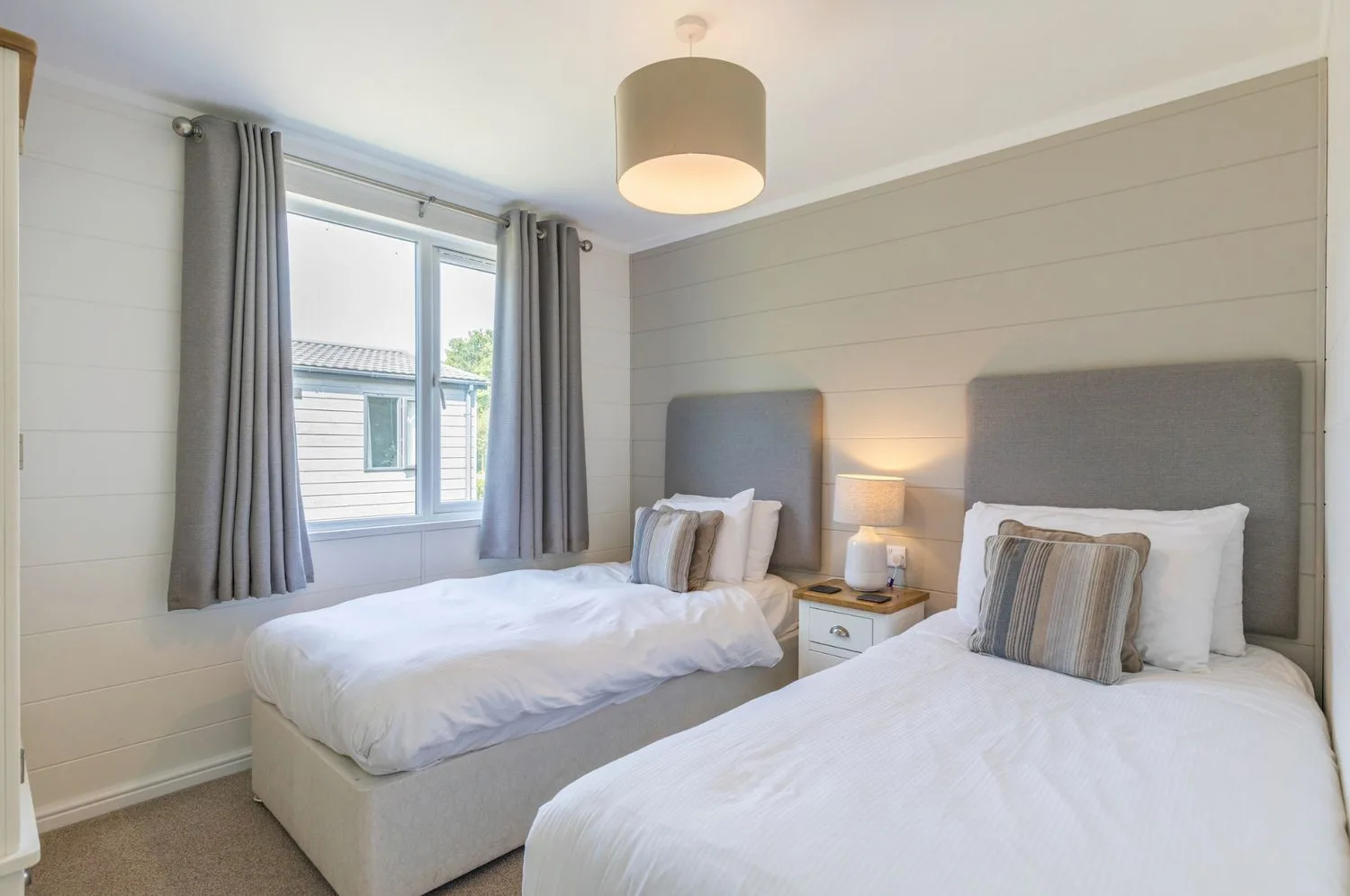 Twin Bedroom
