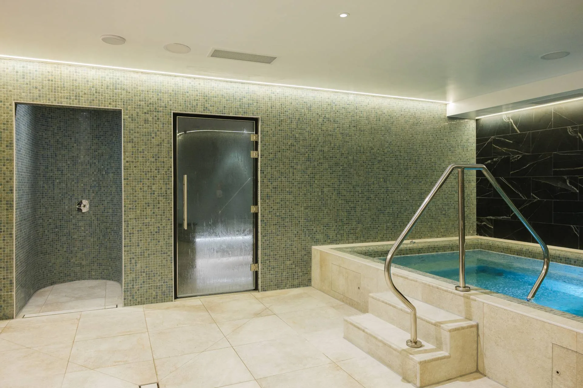 spa pool